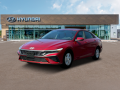 2025 Hyundai Elantra SE Sedan