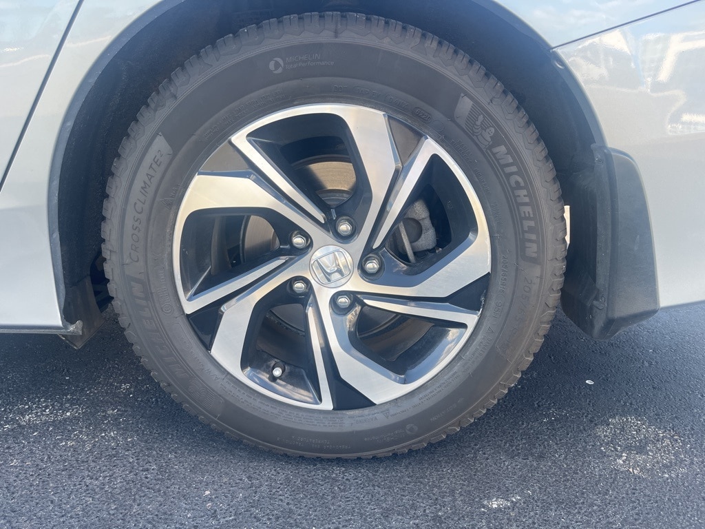 Used 2017 Honda Accord LX Sedan