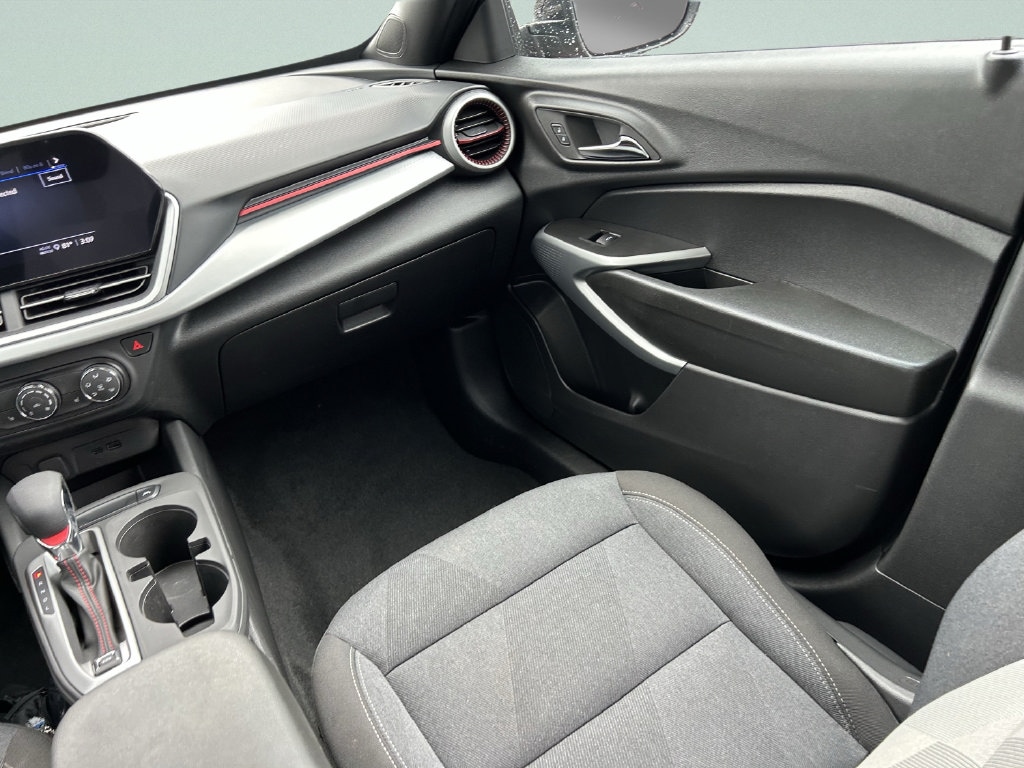 2025 Chevrolet Trax RS - Photo 20
