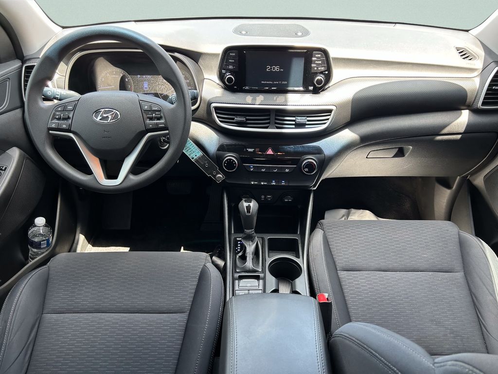 2021 Hyundai Tucson SE - Photo 17