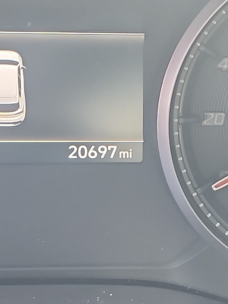 2023 Hyundai Santa Fe SE photo 3