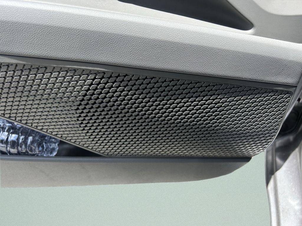 2025 Hyundai Elantra SE - Photo 21
