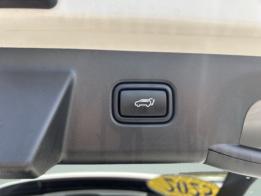 2025 Hyundai Tucson Limited - Photo 14