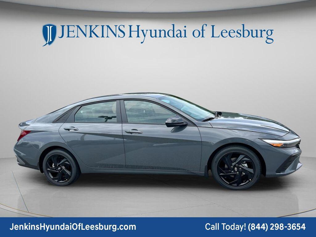 New 2026 Hyundai Elantra SEL Sport Sedan