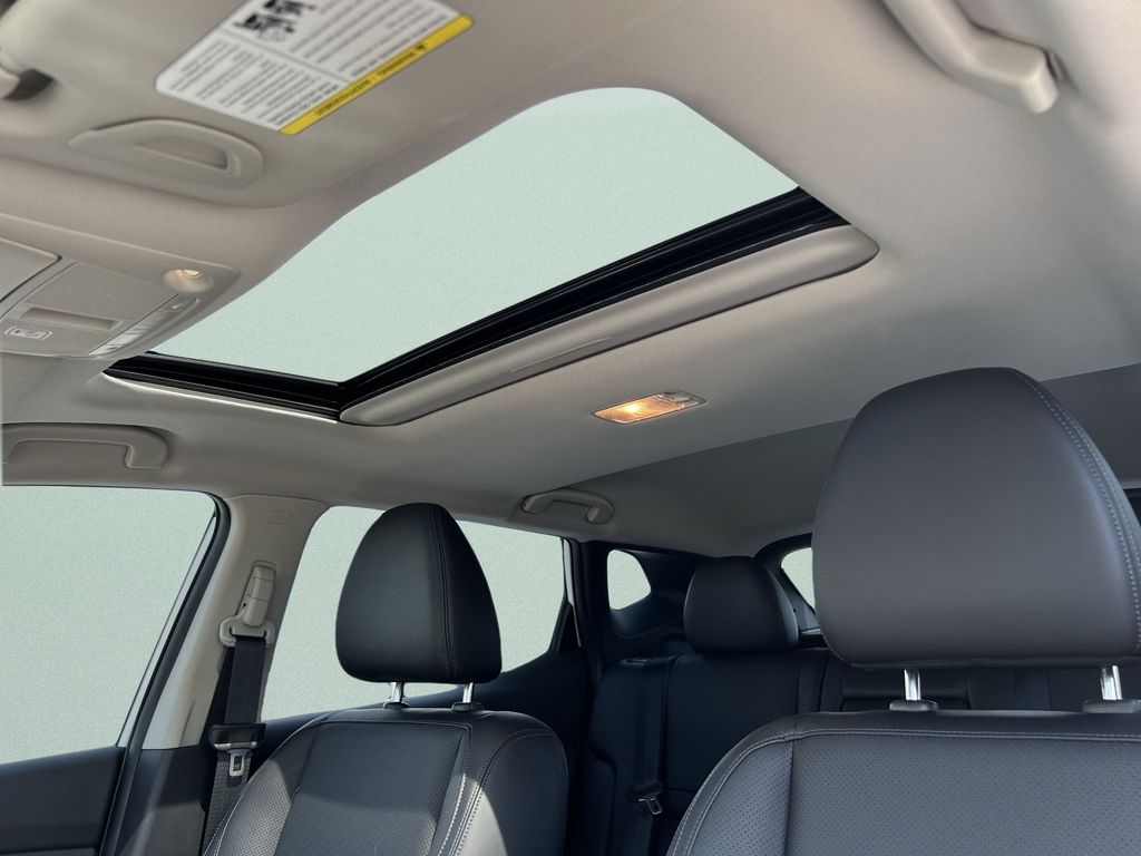 2021 Nissan Rogue Sport SL - Photo 25