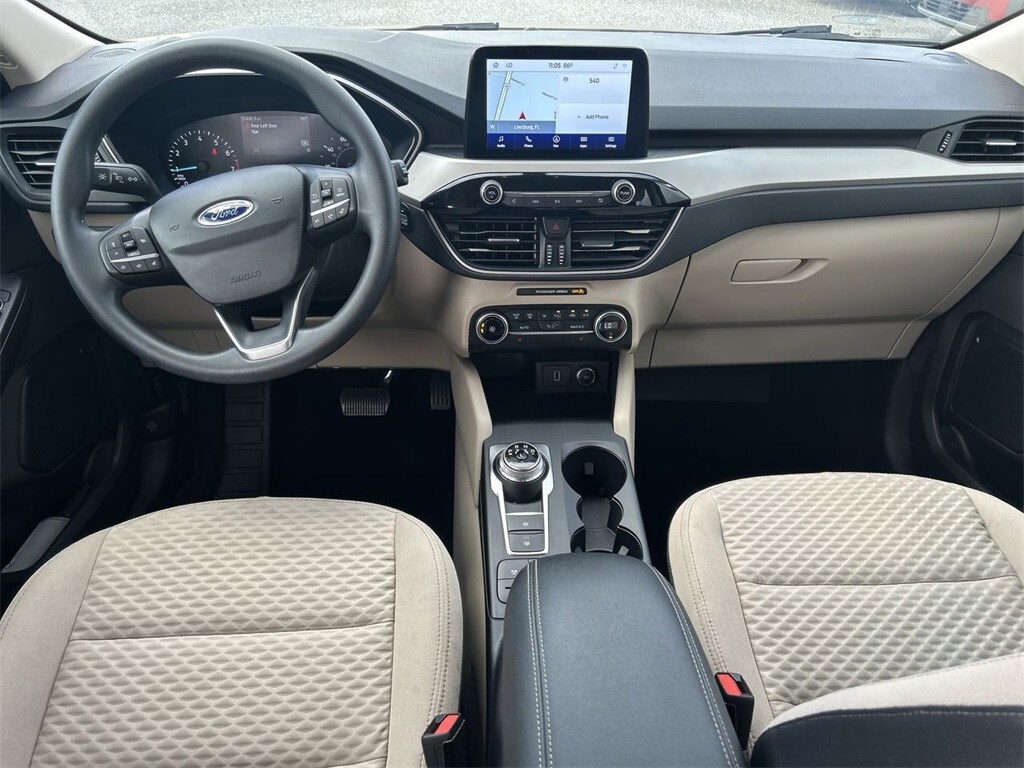 2020 Ford Escape SE photo 2