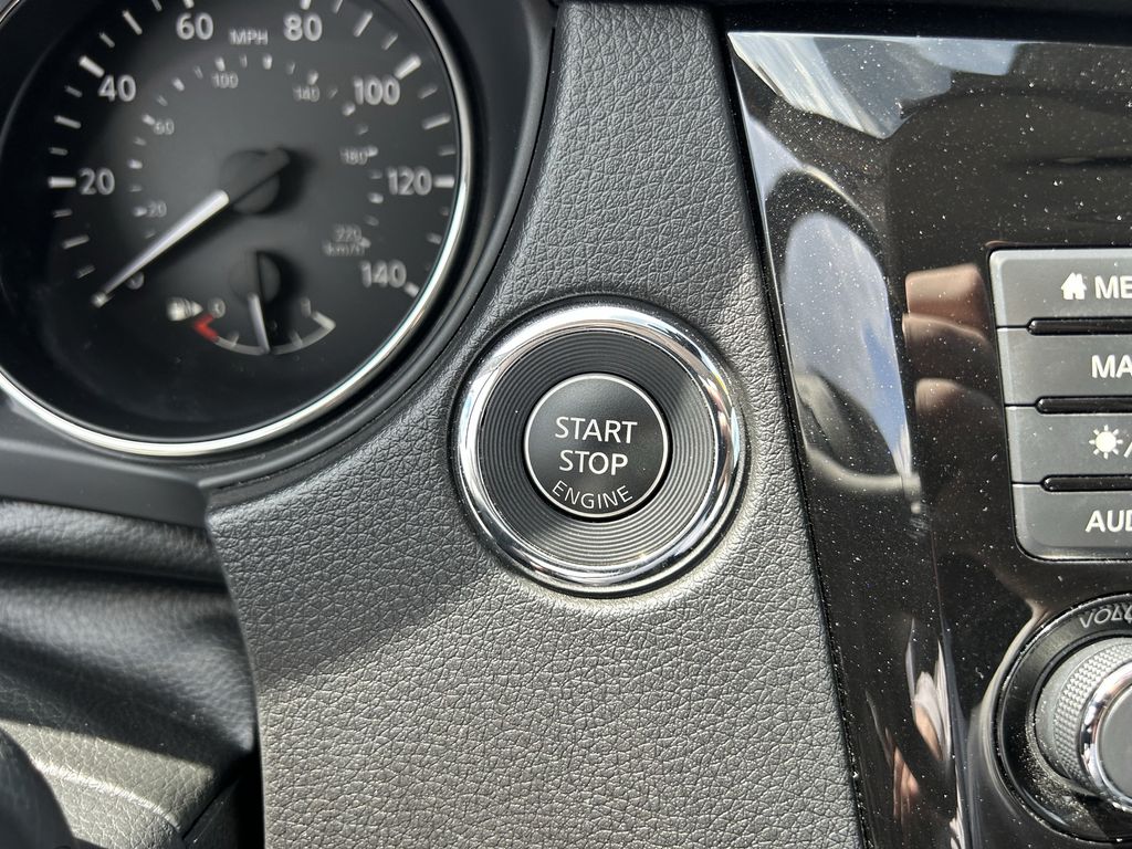 2021 Nissan Rogue Sport SL - Photo 34