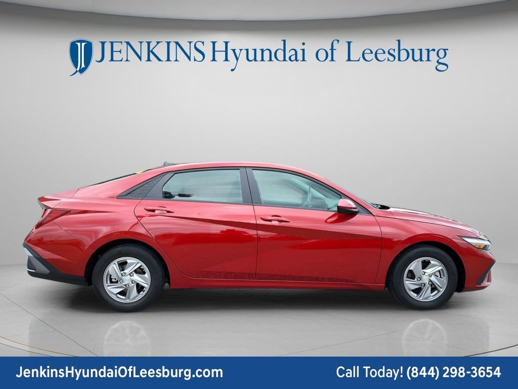 Certified 2024 Hyundai Elantra SE Sedan