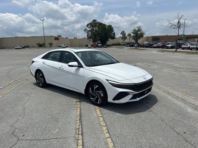 2025 Hyundai Elantra Hybrid Limited photo 2