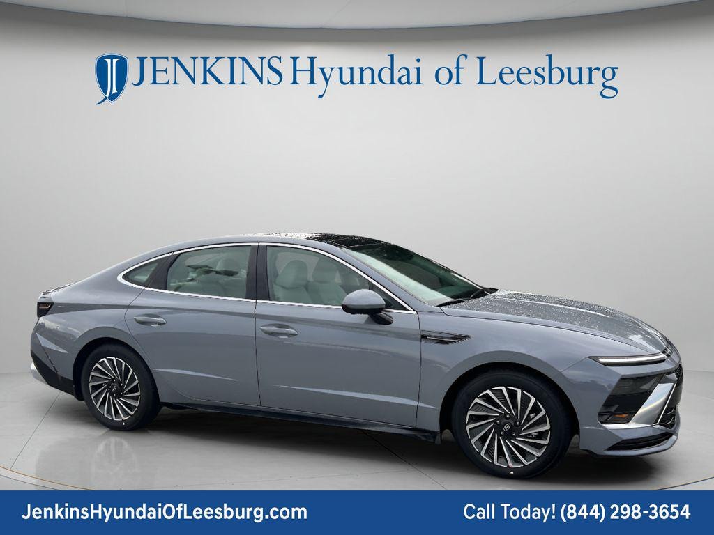 New 2026 Hyundai Sonata Hybrid Limited Sedan