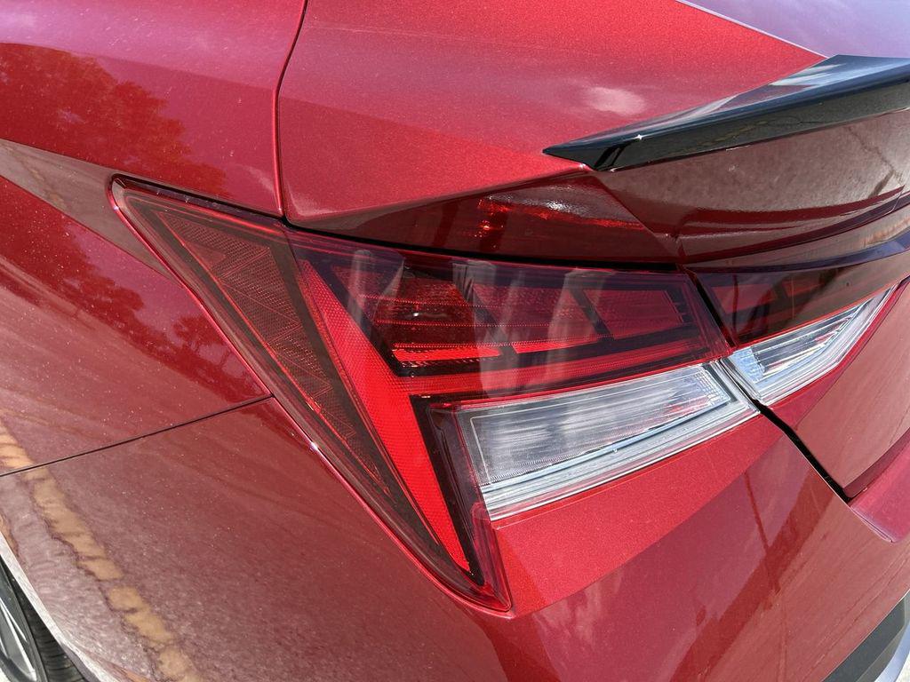 2025 Hyundai Elantra Blue - Photo 16