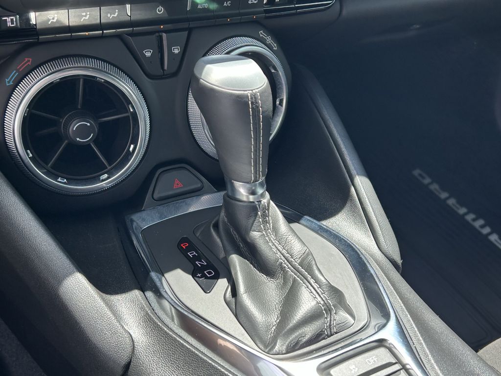 2024 Chevrolet Camaro 1LT - Photo 24