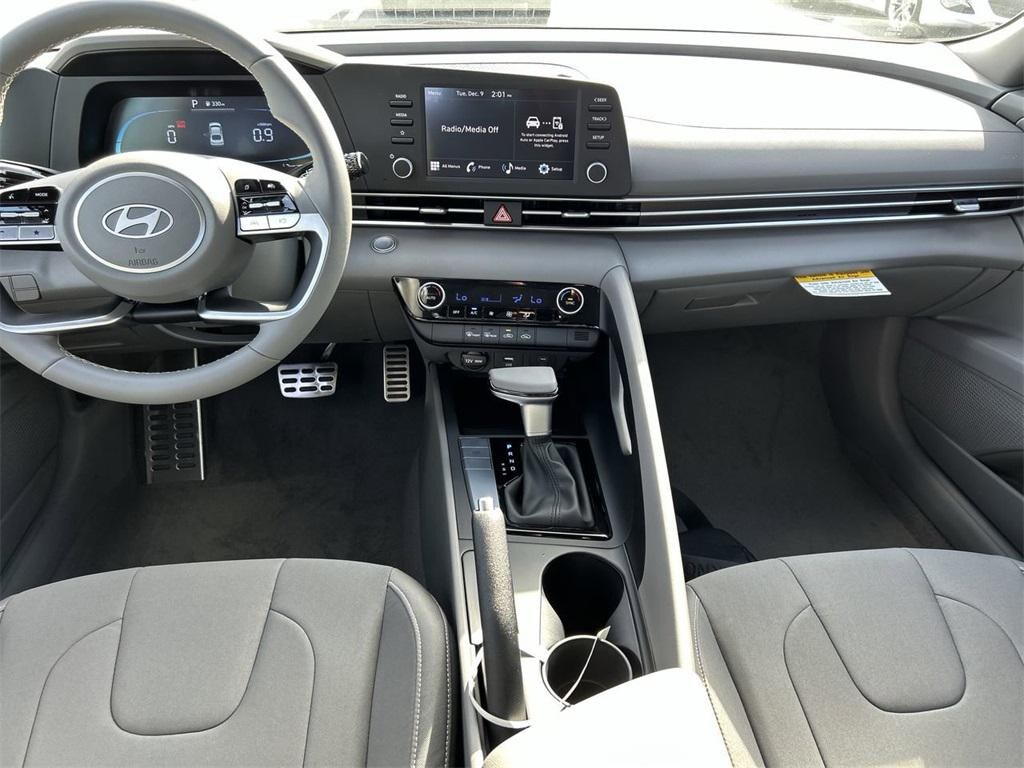 New 2026 Hyundai Elantra SEL Sport Sedan