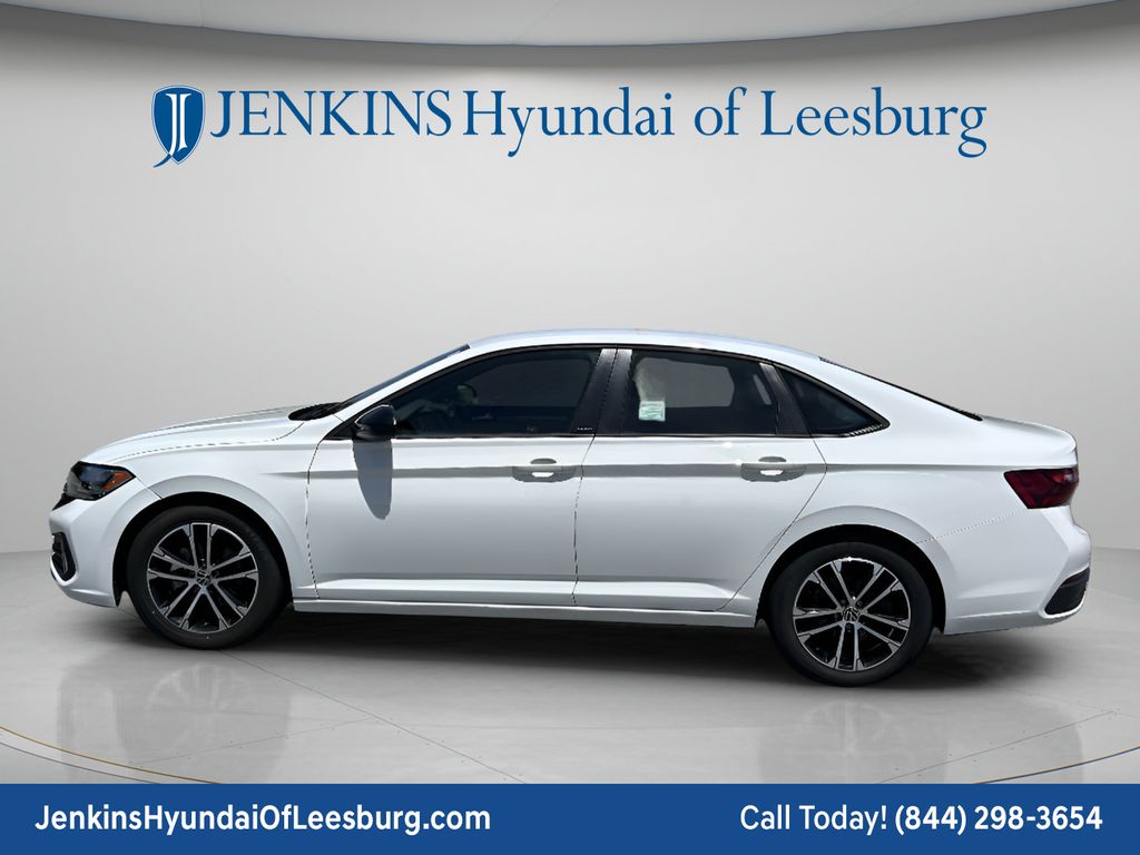 2024 Volkswagen Jetta Sport - Photo 9