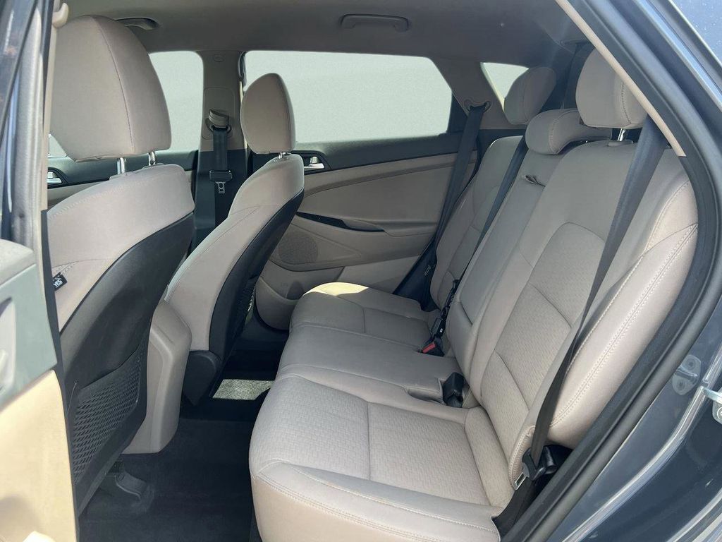2021 Hyundai Tucson Value - Photo 15