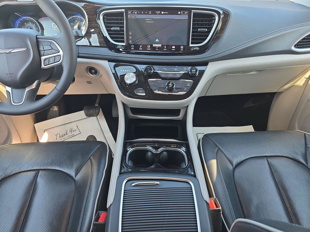 2024 Chrysler Pacifica Limited - Photo 20