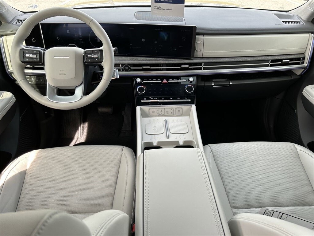 2025 Hyundai Santa Fe Limited photo 2