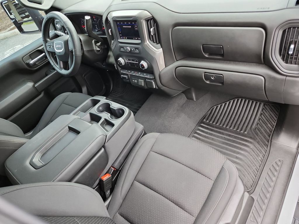 2024 GMC Sierra 2500HD Pro - Photo 18