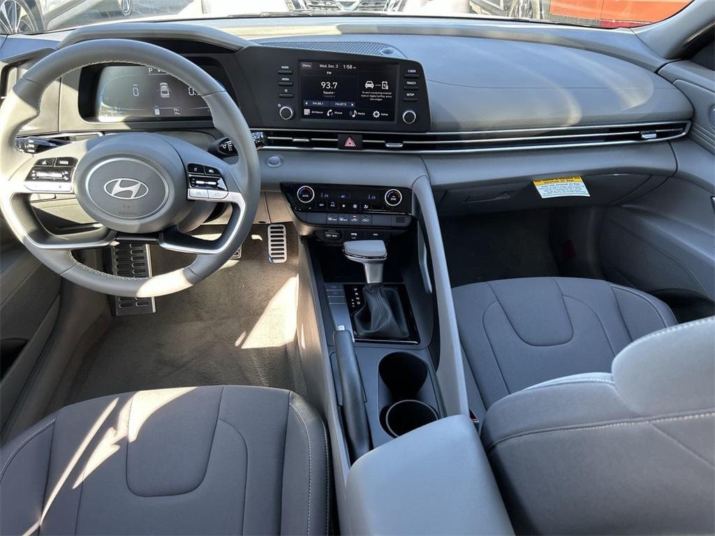 New 2026 Hyundai Elantra SEL Sport Sedan