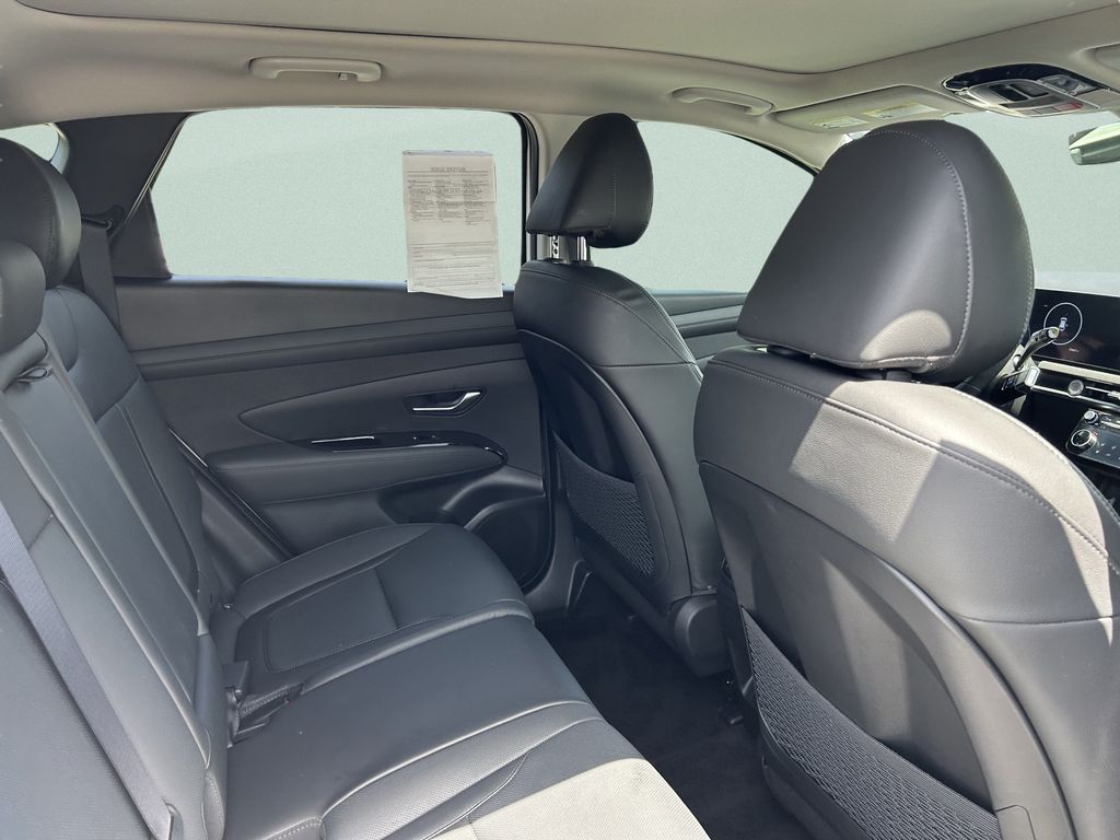 2025 Hyundai Tucson Limited - Photo 20