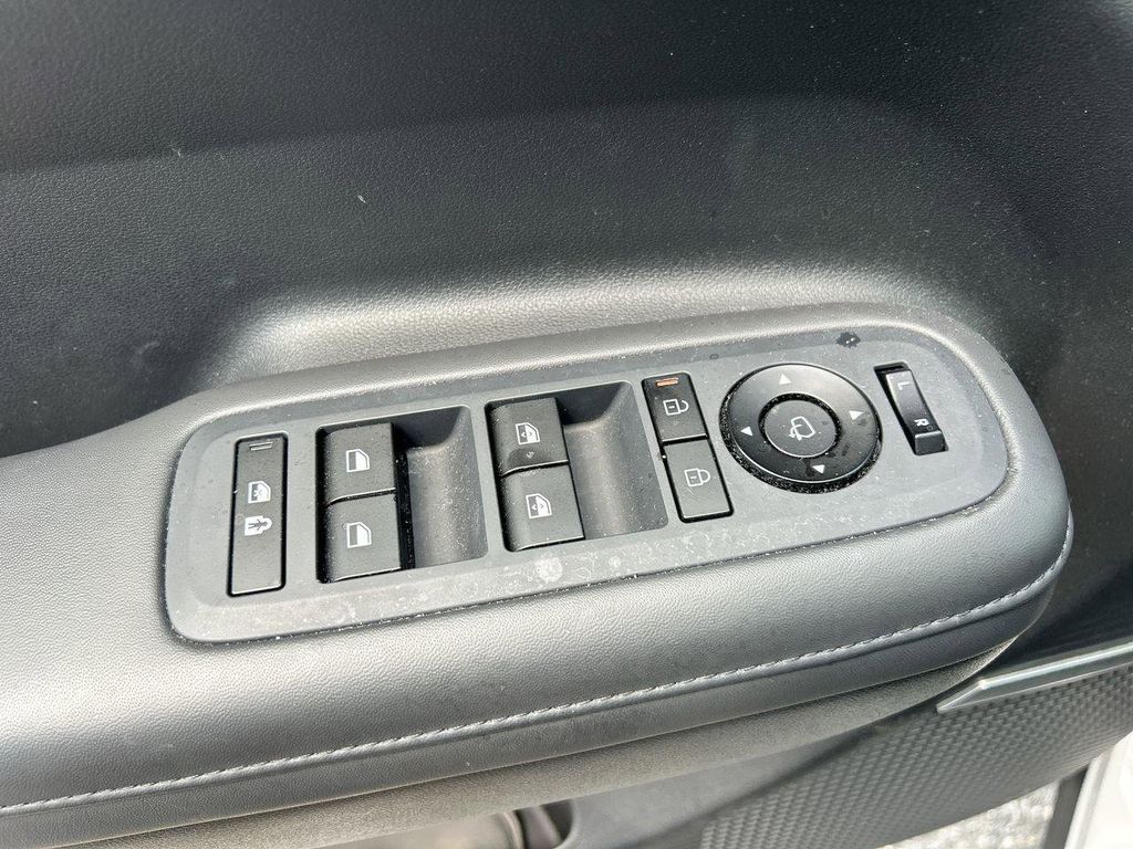 2024 Hyundai Santa Fe Limited HEV - Photo 21