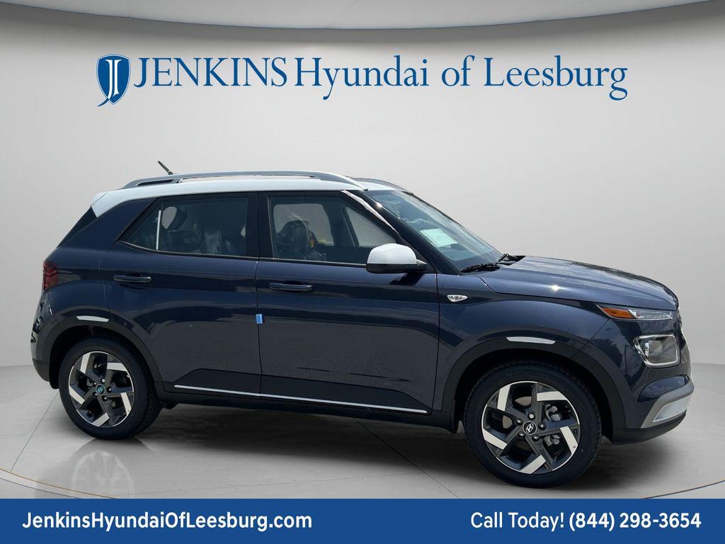 New 2026 Hyundai Venue SEL w/Two-Tone Roof SUV