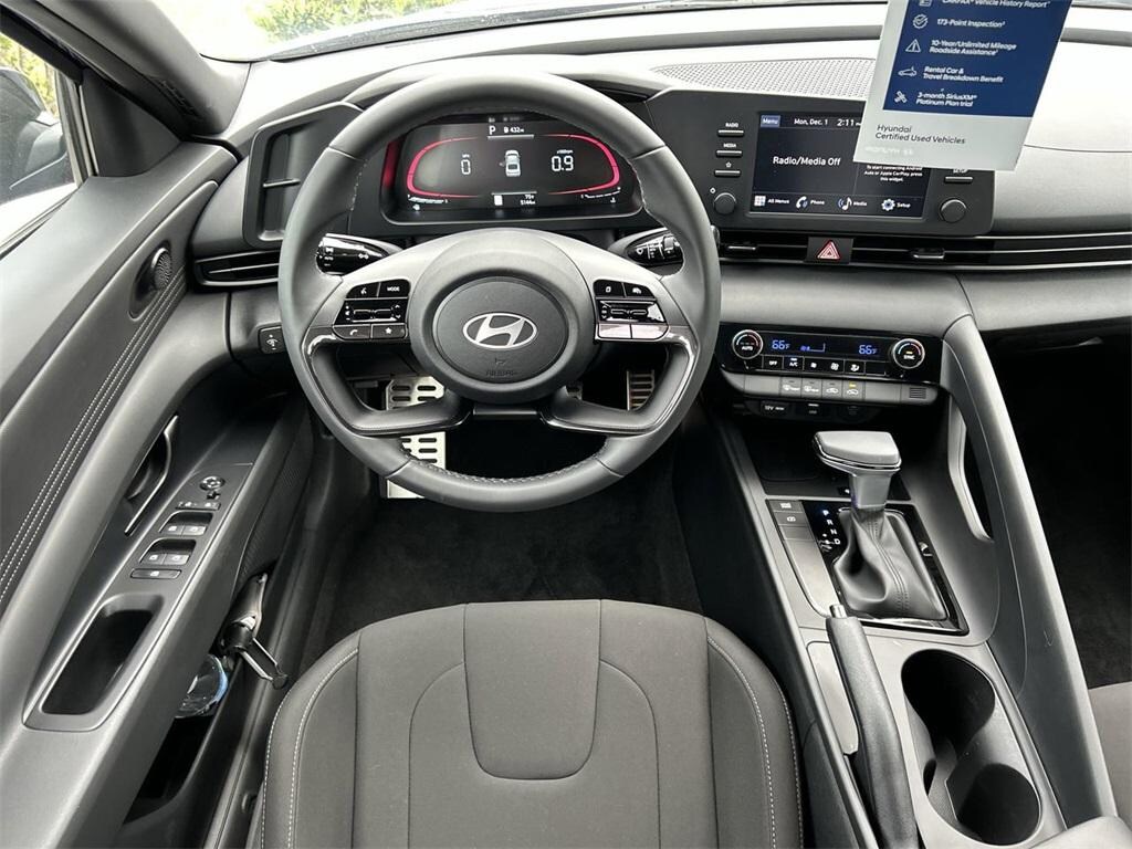 New 2025 Hyundai Elantra SEL Sport Sedan