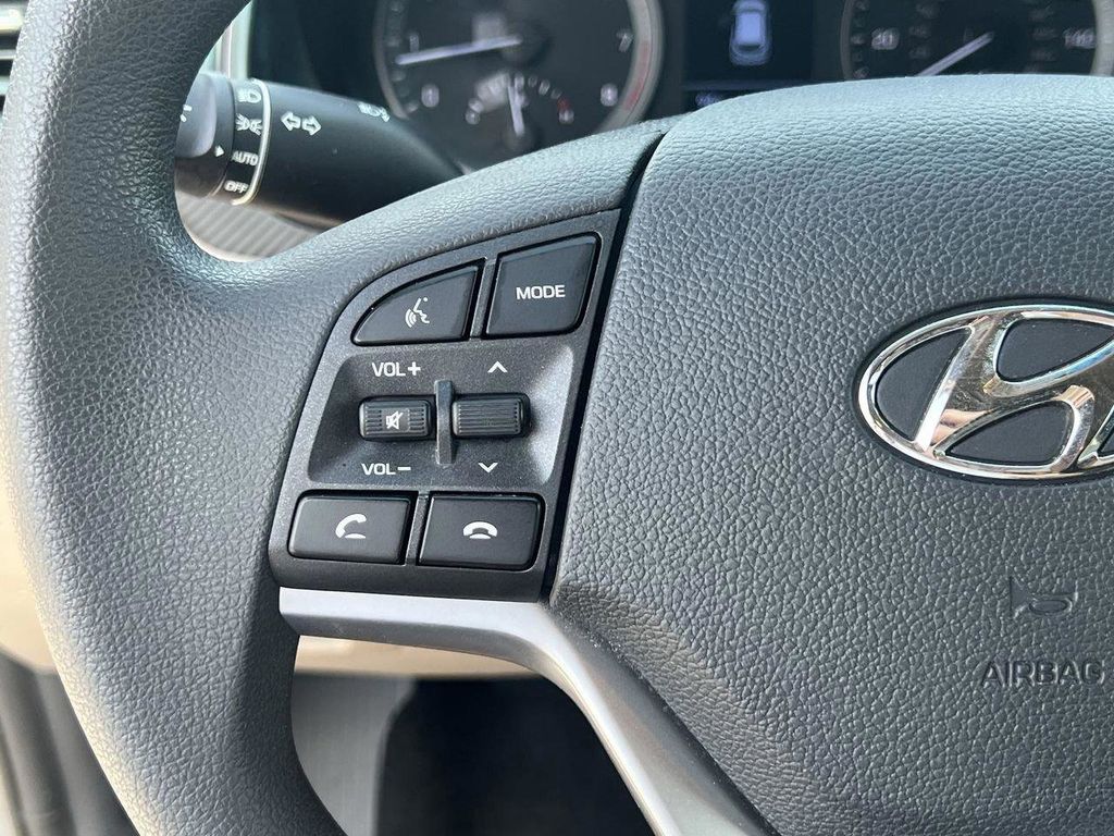 2021 Hyundai Tucson Value - Photo 23