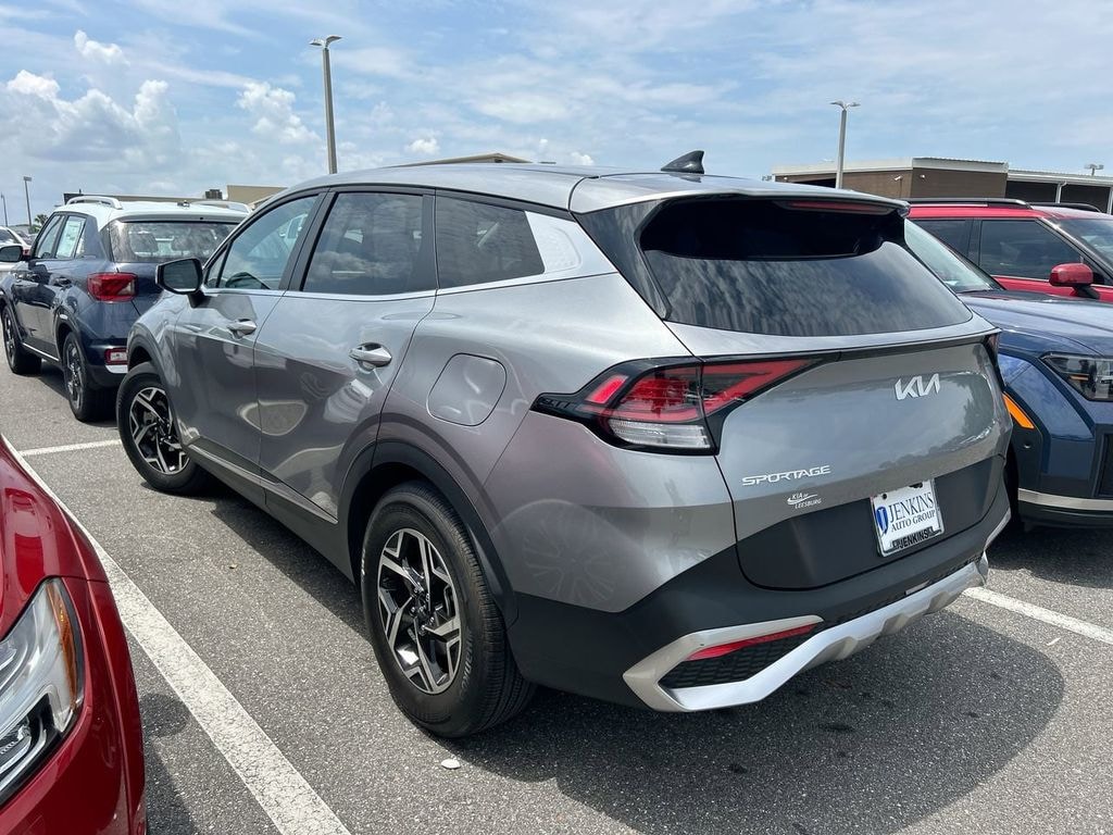 Used 2023 Kia Sportage LX SUV