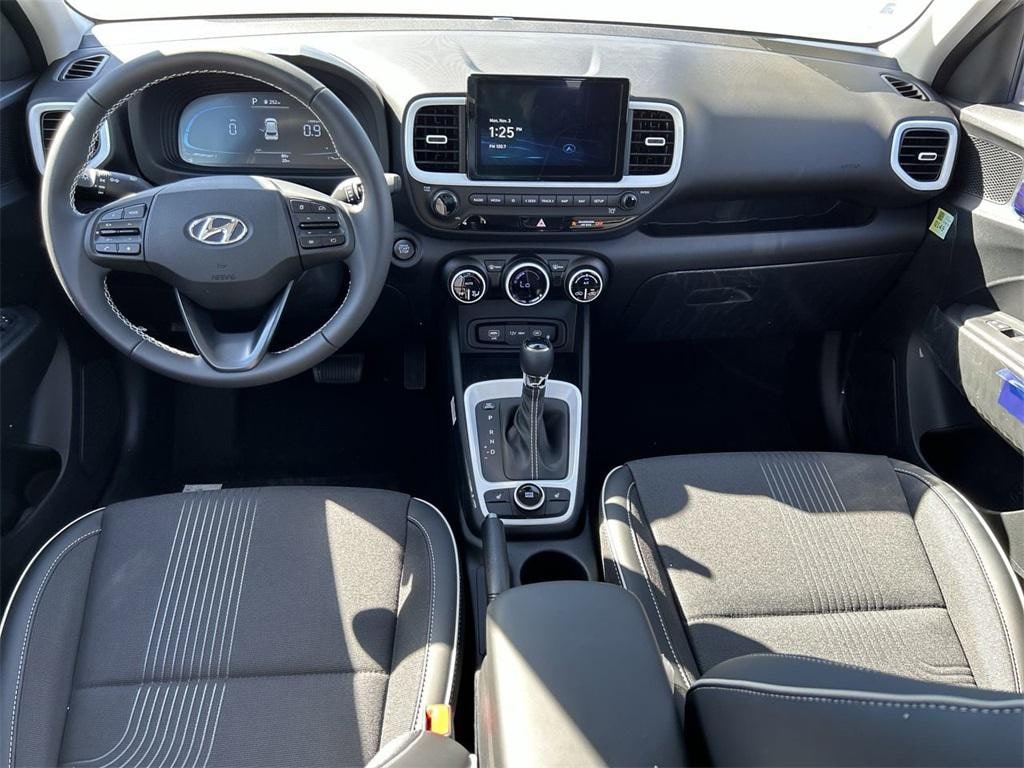 New 2025 Hyundai Venue Limited SUV