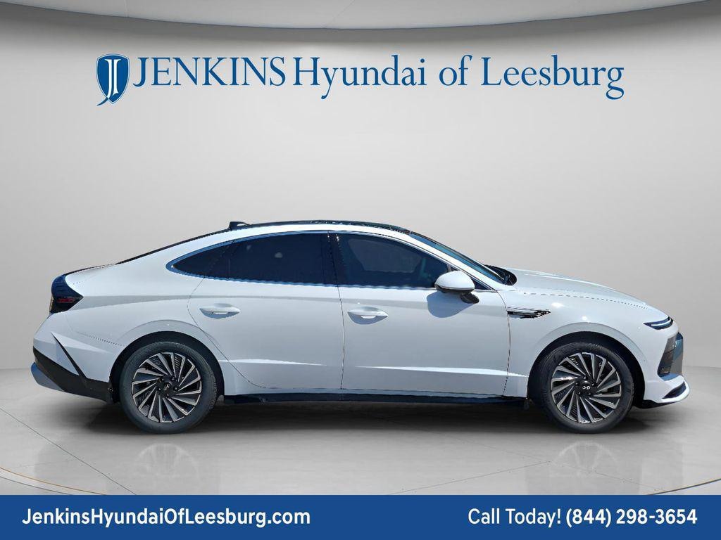 New 2026 Hyundai Sonata Hybrid Limited Sedan