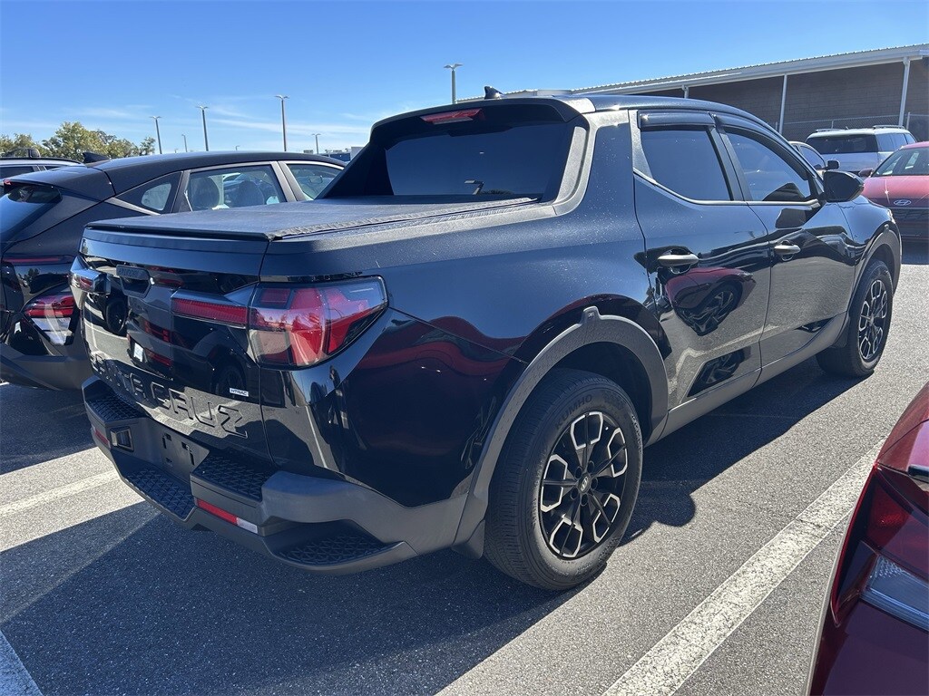 2022 Hyundai Santa Cruz SEL photo 2