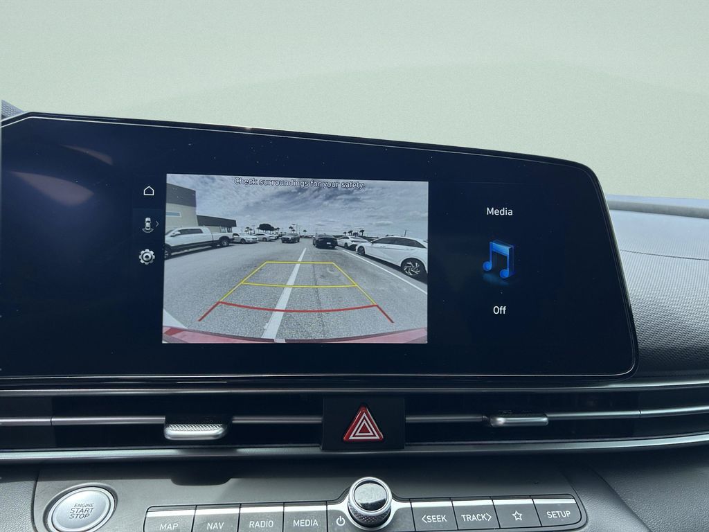 2024 Hyundai Elantra SEL - Photo 23