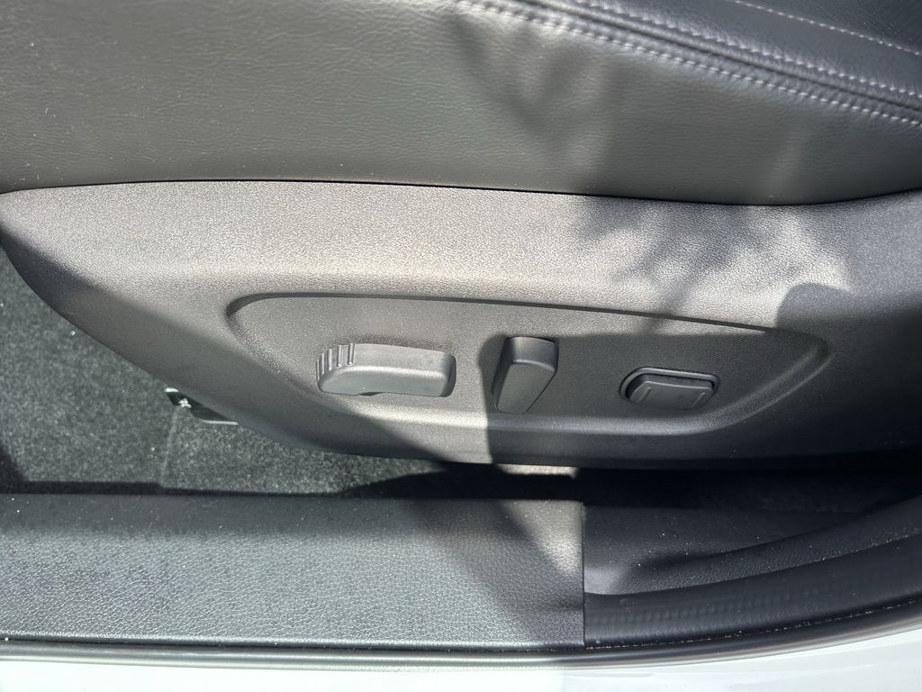 2021 Nissan Rogue Sport SL - Photo 24