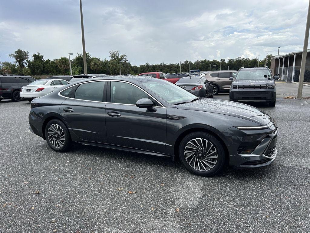 New 2026 Hyundai Sonata Hybrid Limited Sedan