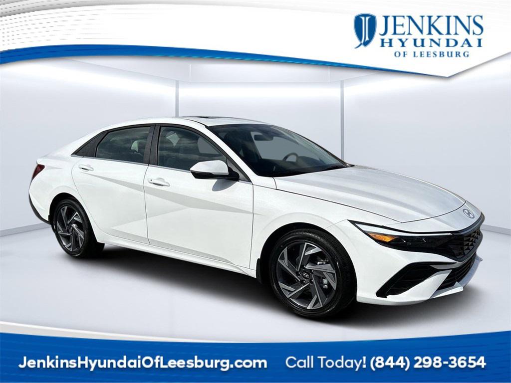 2026 Hyundai Elantra Limited's photo