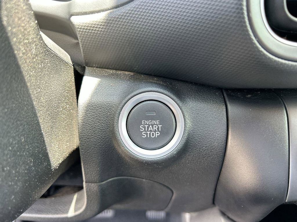 2023 Hyundai Kona SEL - Photo 26