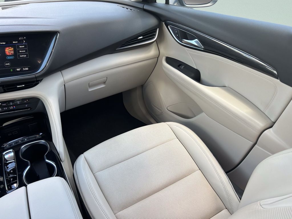 2023 Buick Envision Essence - Photo 19