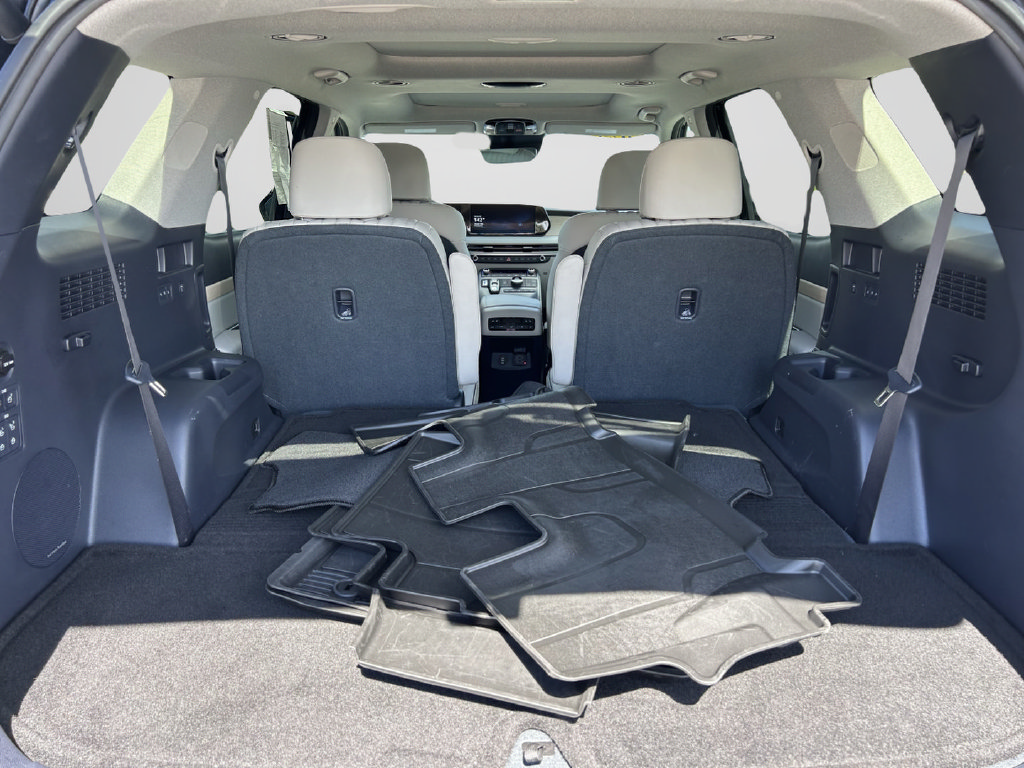 2024 Hyundai Palisade Limited - Photo 16