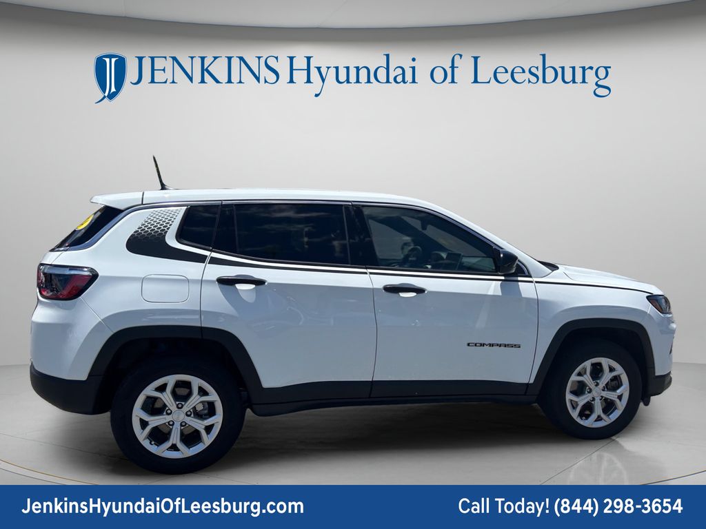 2024 Jeep Compass Sport - Photo 4