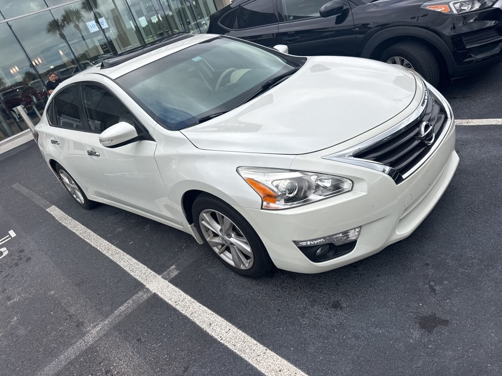 Used 2015 Nissan Altima 2.5 SL Sedan