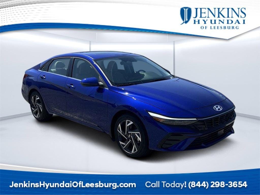 2025 Hyundai Elantra Limited's photo