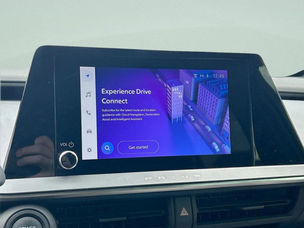 2024 Toyota Prius XLE - Photo 24