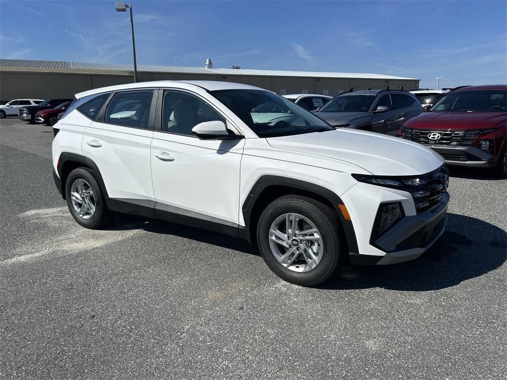 2026 Hyundai Tucson SE photo 2