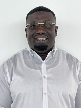 Staff member Jean Tullus  from d80d866d14f8