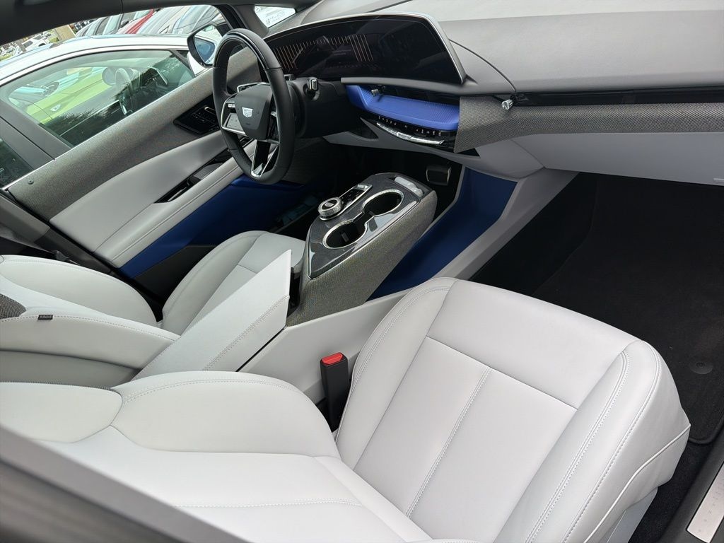 Used 2026 Cadillac OPTIQ Luxury SUV