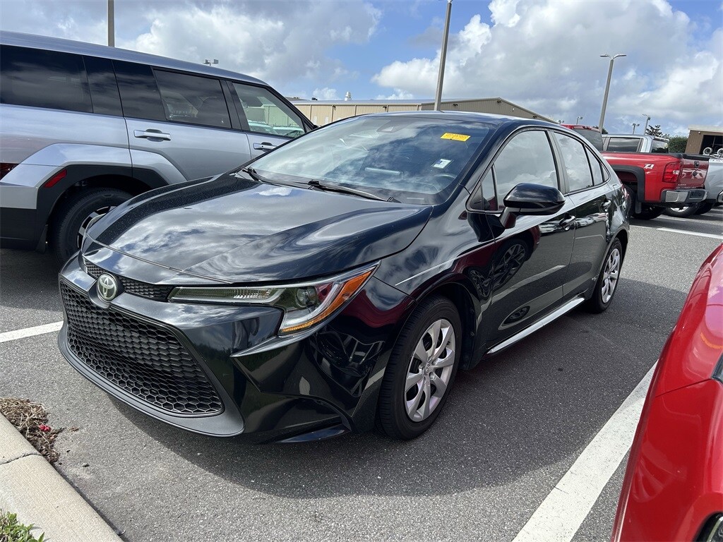 2020 Toyota Corolla LE photo 4