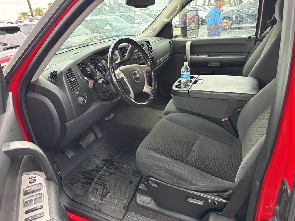 2007 Chevrolet Silverado 1500 LT photo 4