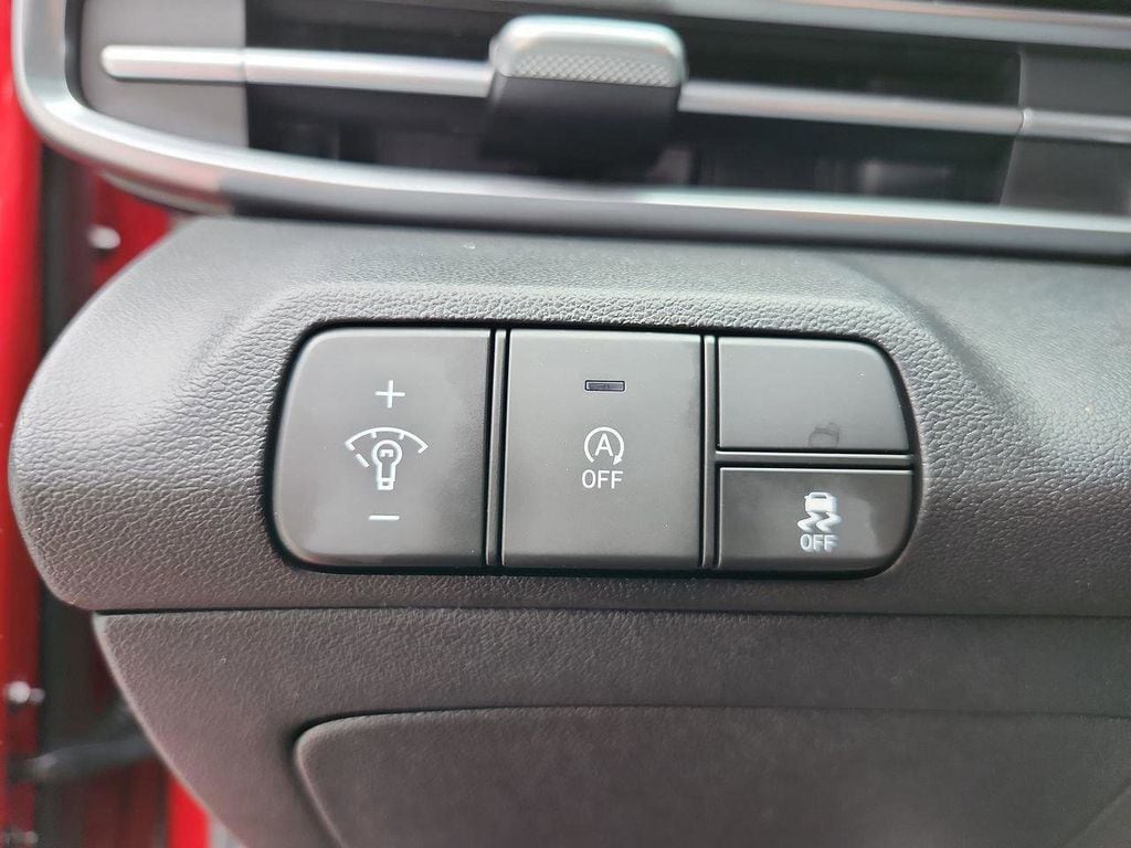2024 Hyundai Elantra SE - Photo 28
