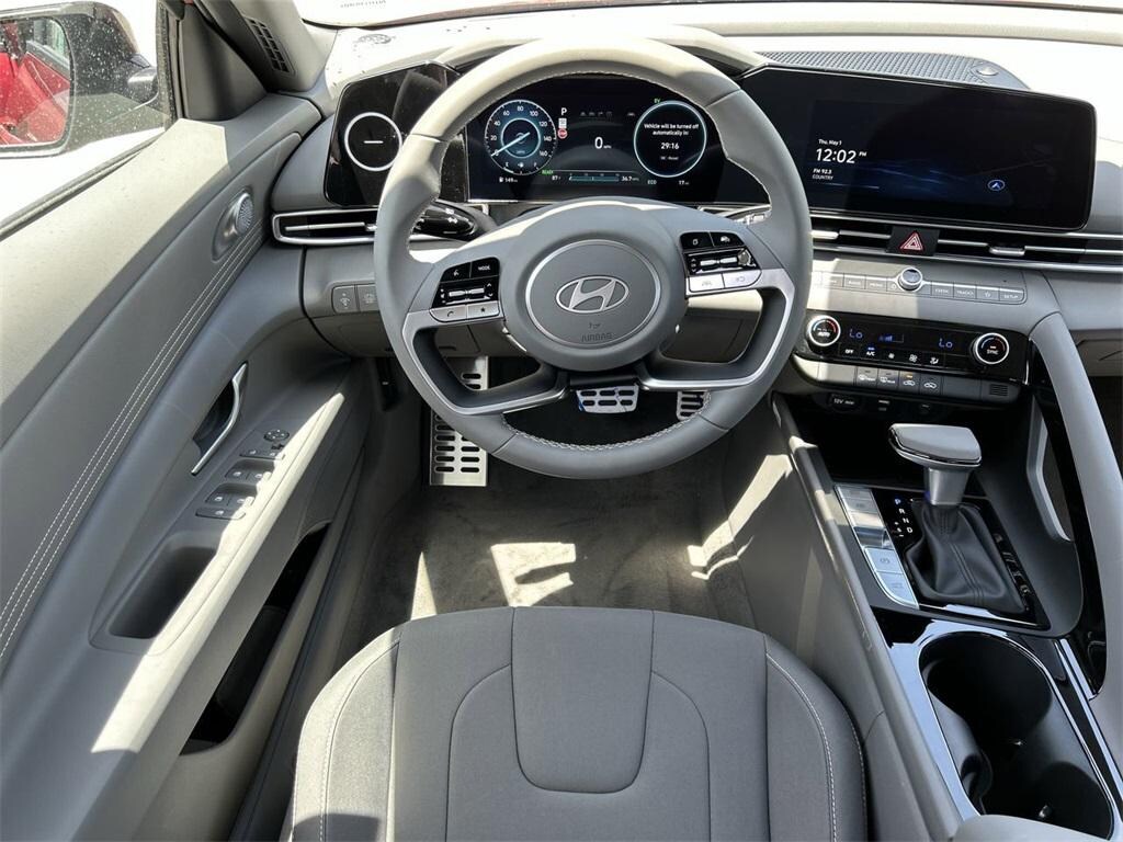 New 2025 Hyundai Elantra Hybrid SEL Sport Sedan